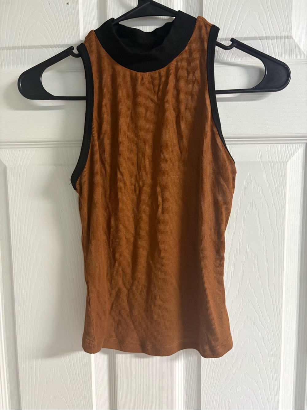 Sleeveless Mock Neck Tank Top - Rust with Black Trim